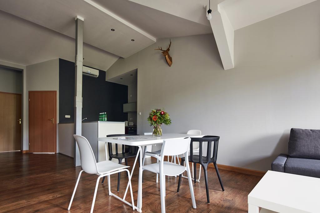 קרקוב Playhouse Apartments מראה חיצוני תמונה